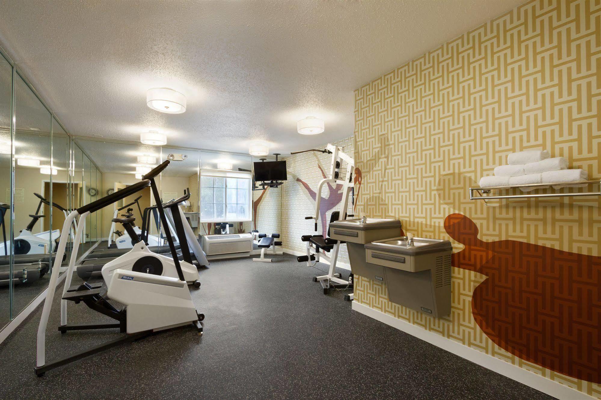 Mainstay Suites Detroit Farmington Hills Exteriör bild